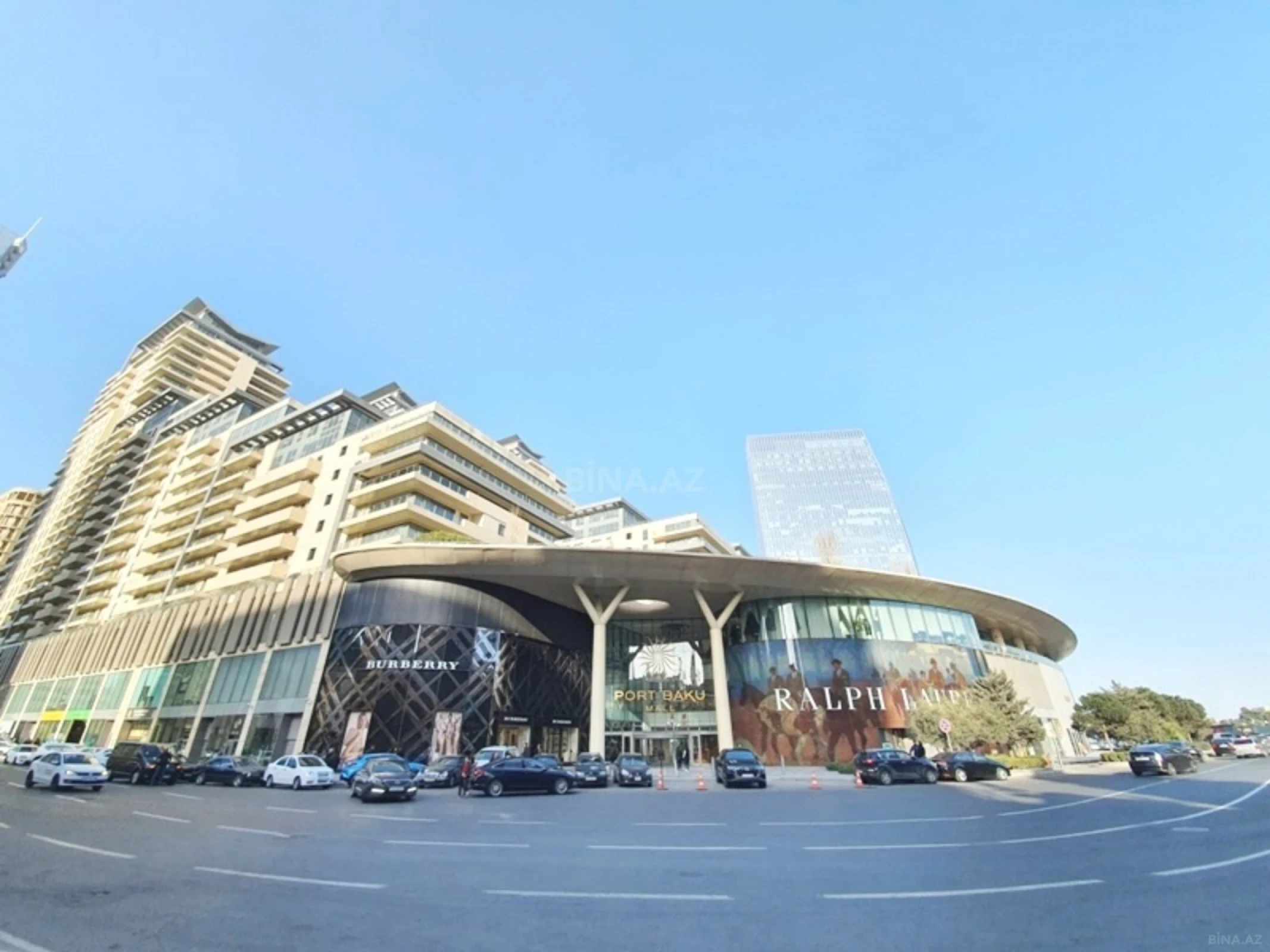 Kirayə verilir 3 otaqlı mənzil 140 m²