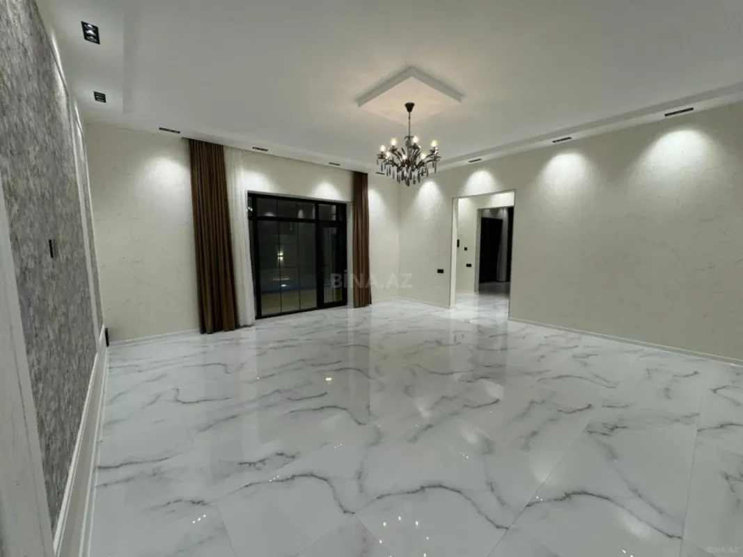 Satılır 4 otaqlı həyət evi 160 m²