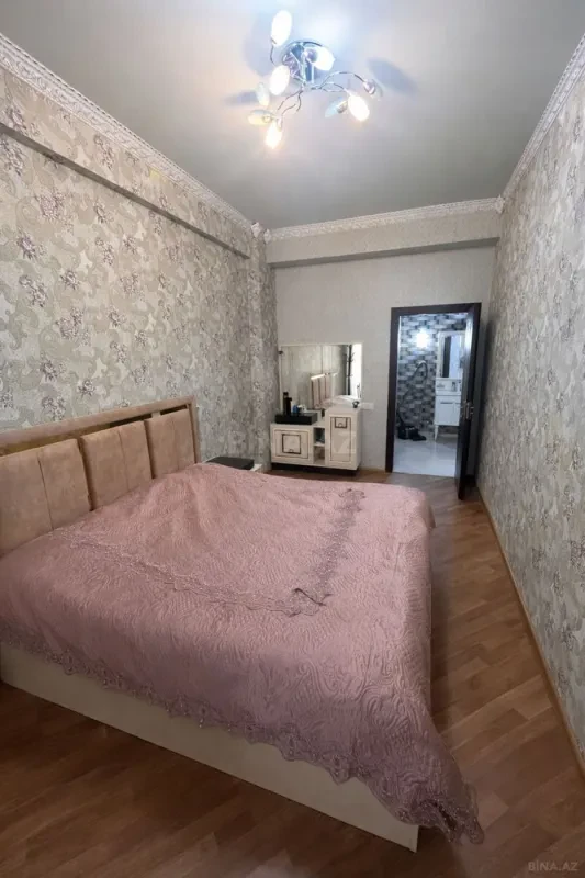 Satılır 3 otaqlı mənzil 116 m²