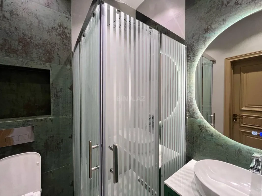 Satılır 5 otaqlı həyət evi 220 m²