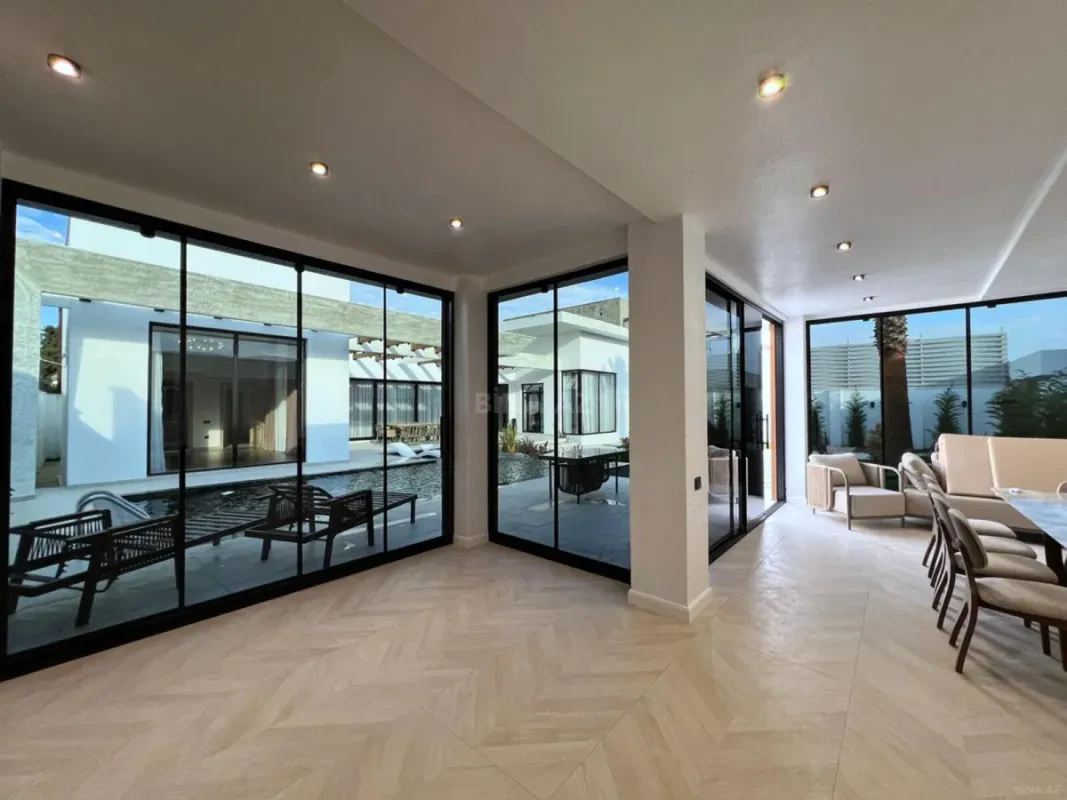 Satılır 5 otaqlı həyət evi 220 m²