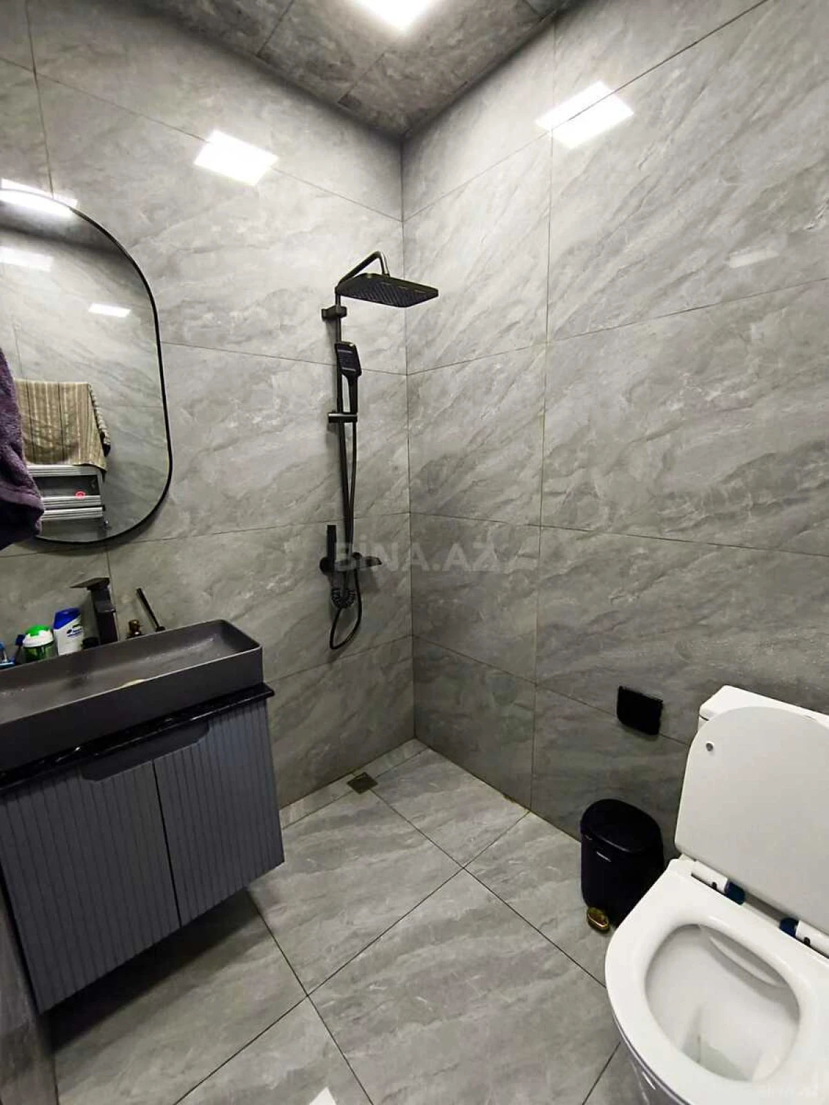 Kirayə verilir 2 otaqlı mənzil 65 m²