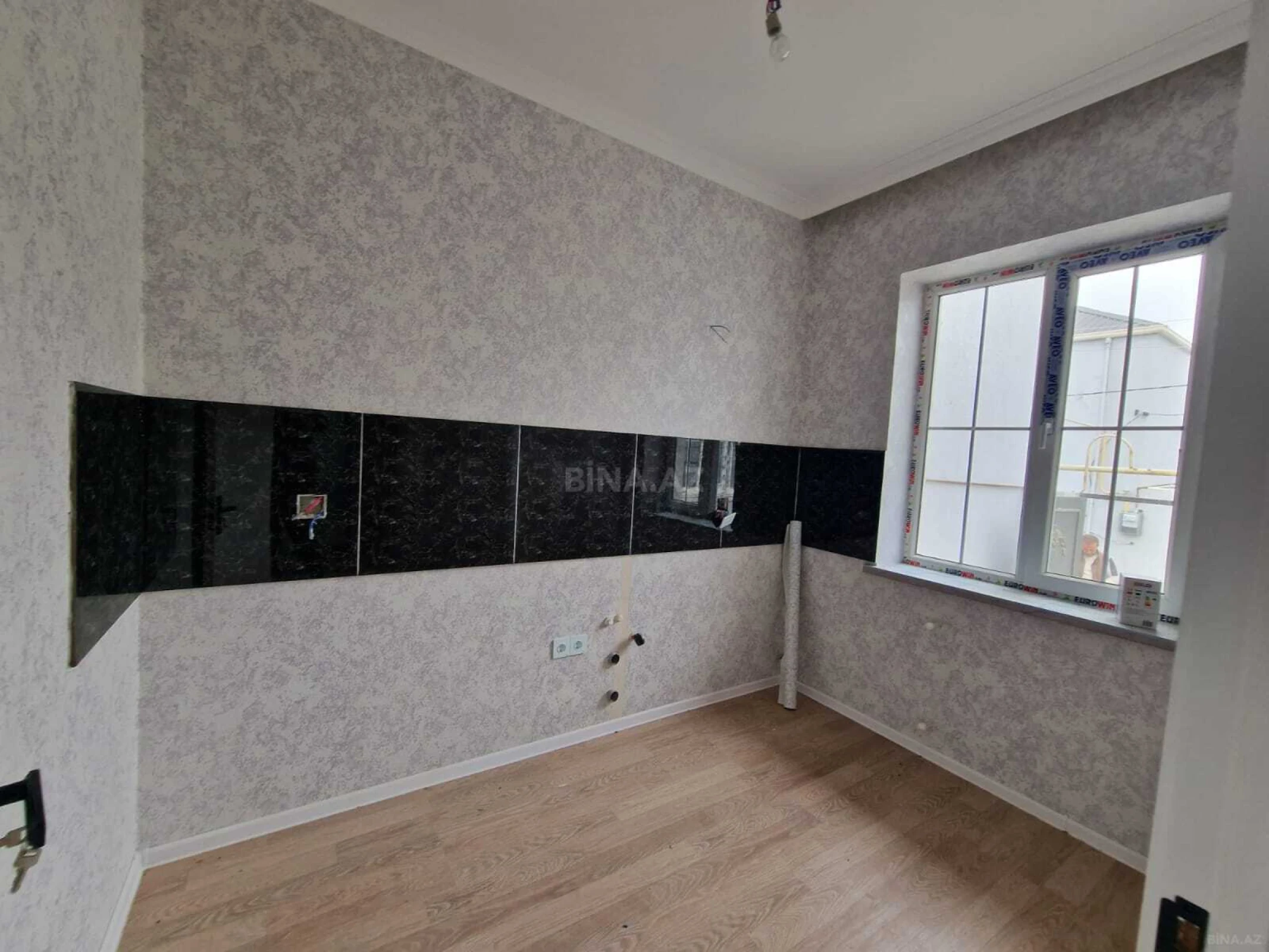 Satılır 3 otaqlı həyət evi 60 m²