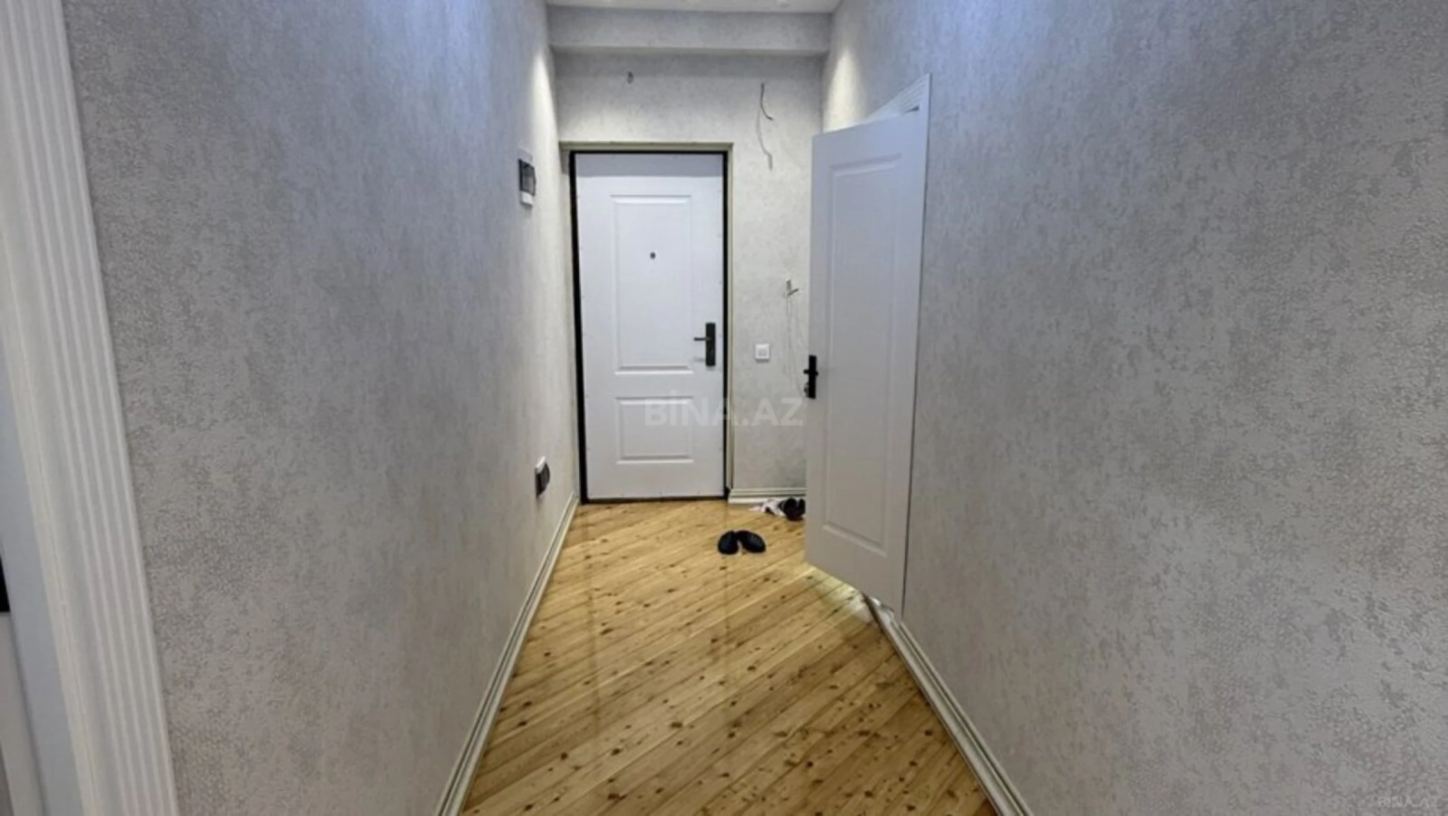 Satılır 2 otaqlı mənzil 78 m²