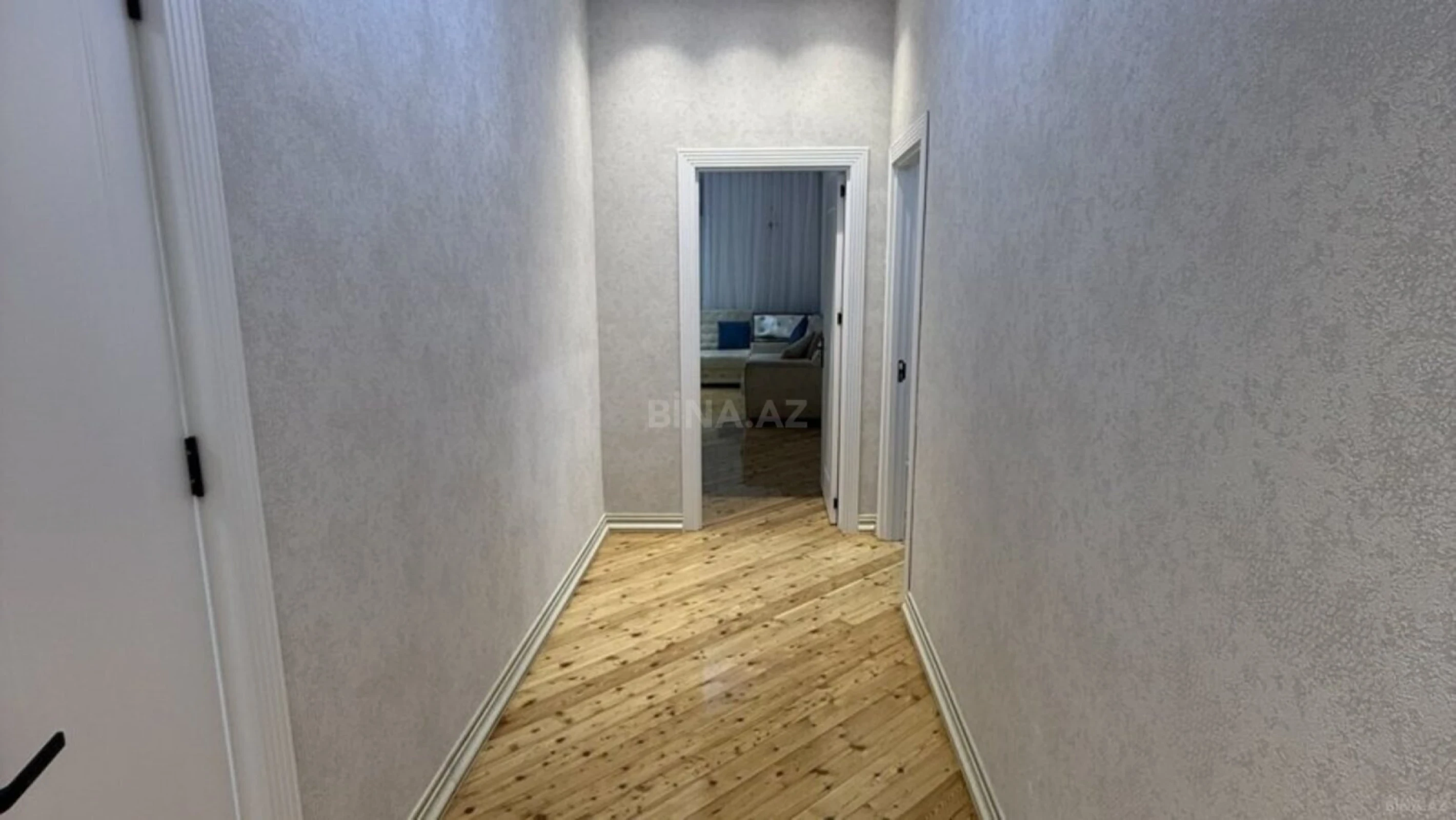 Satılır 2 otaqlı mənzil 78 m²