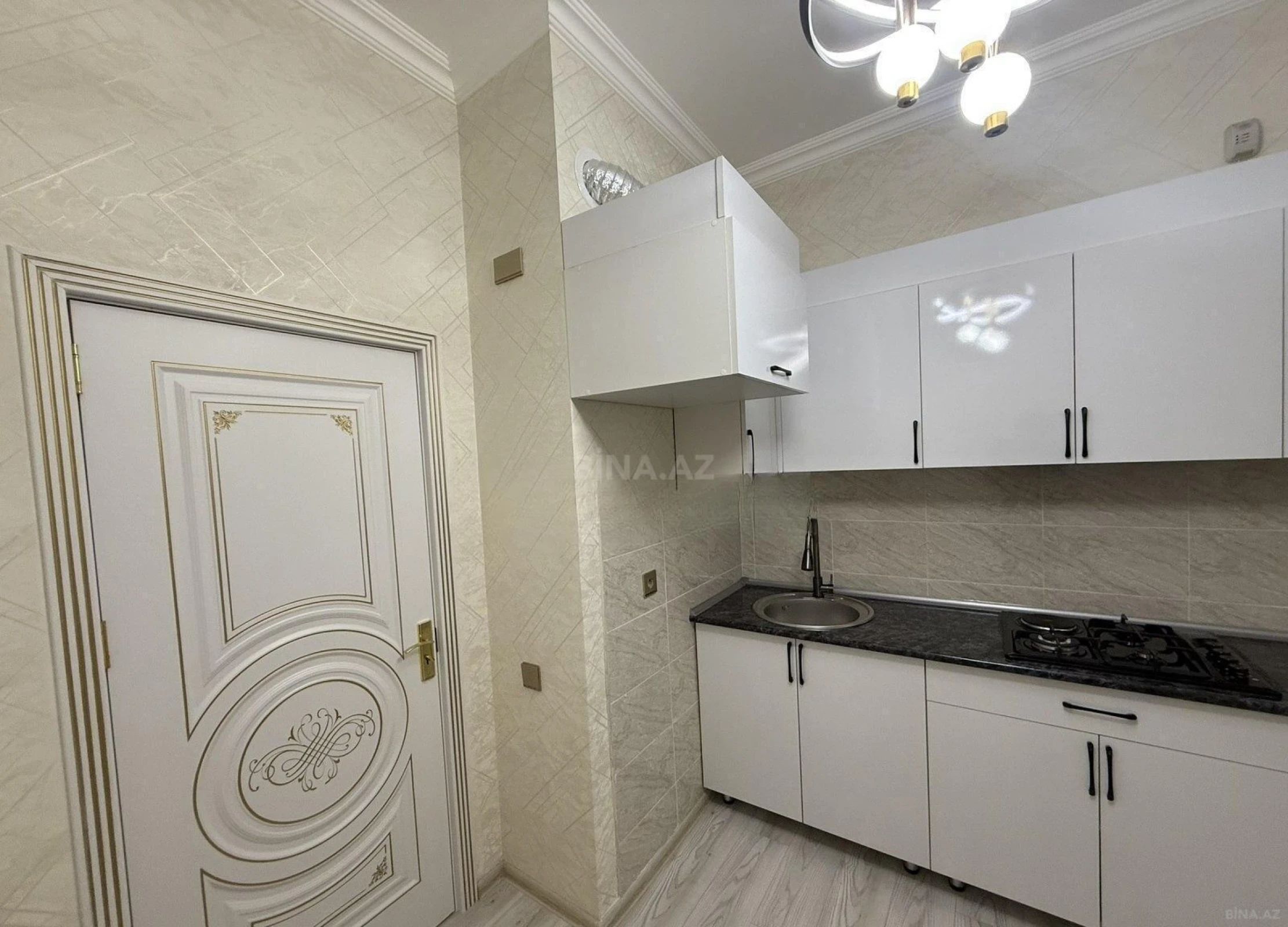 Satılır 3 otaqlı mənzil 85 m²