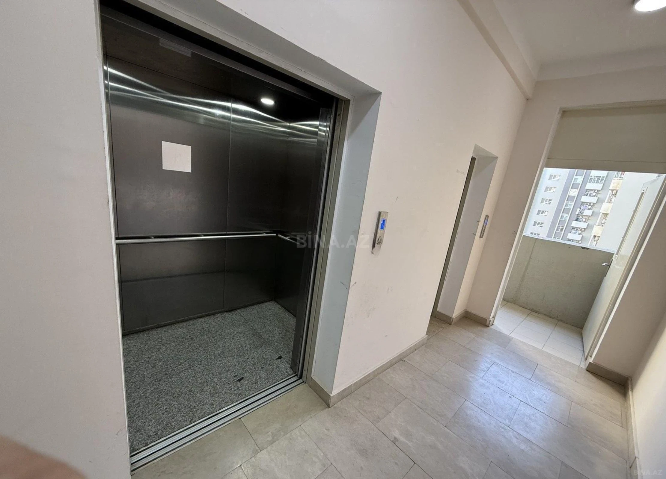 Satılır 3 otaqlı mənzil 85 m²