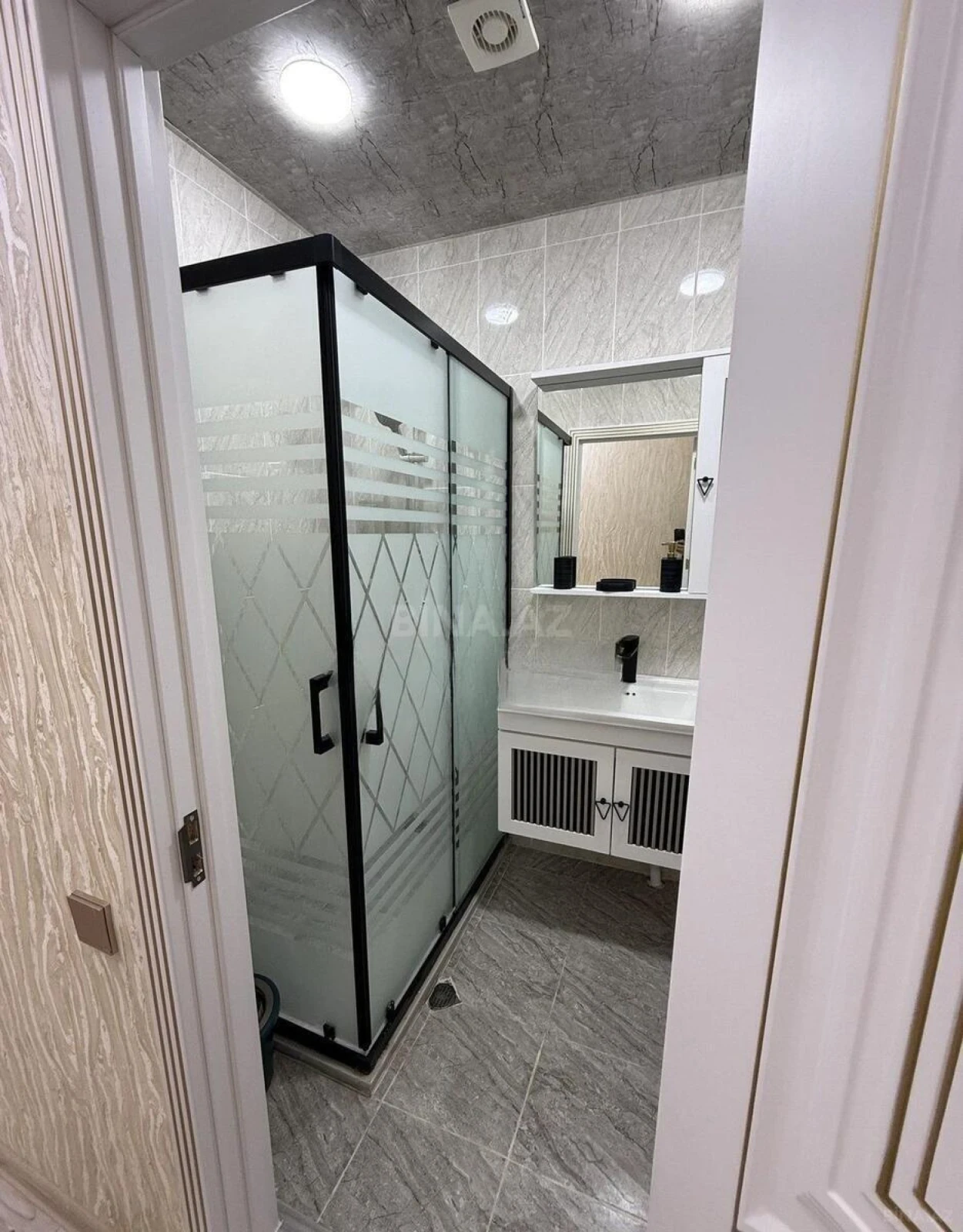 Satılır 3 otaqlı mənzil 85 m²