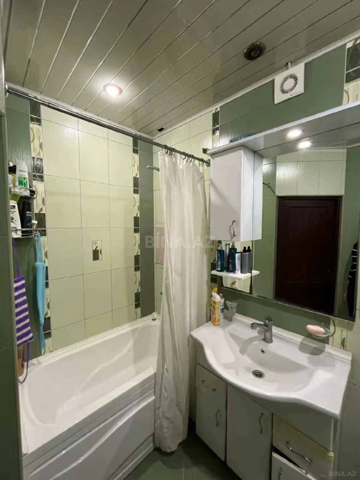 Kirayə verilir 3 otaqlı mənzil 70 m²