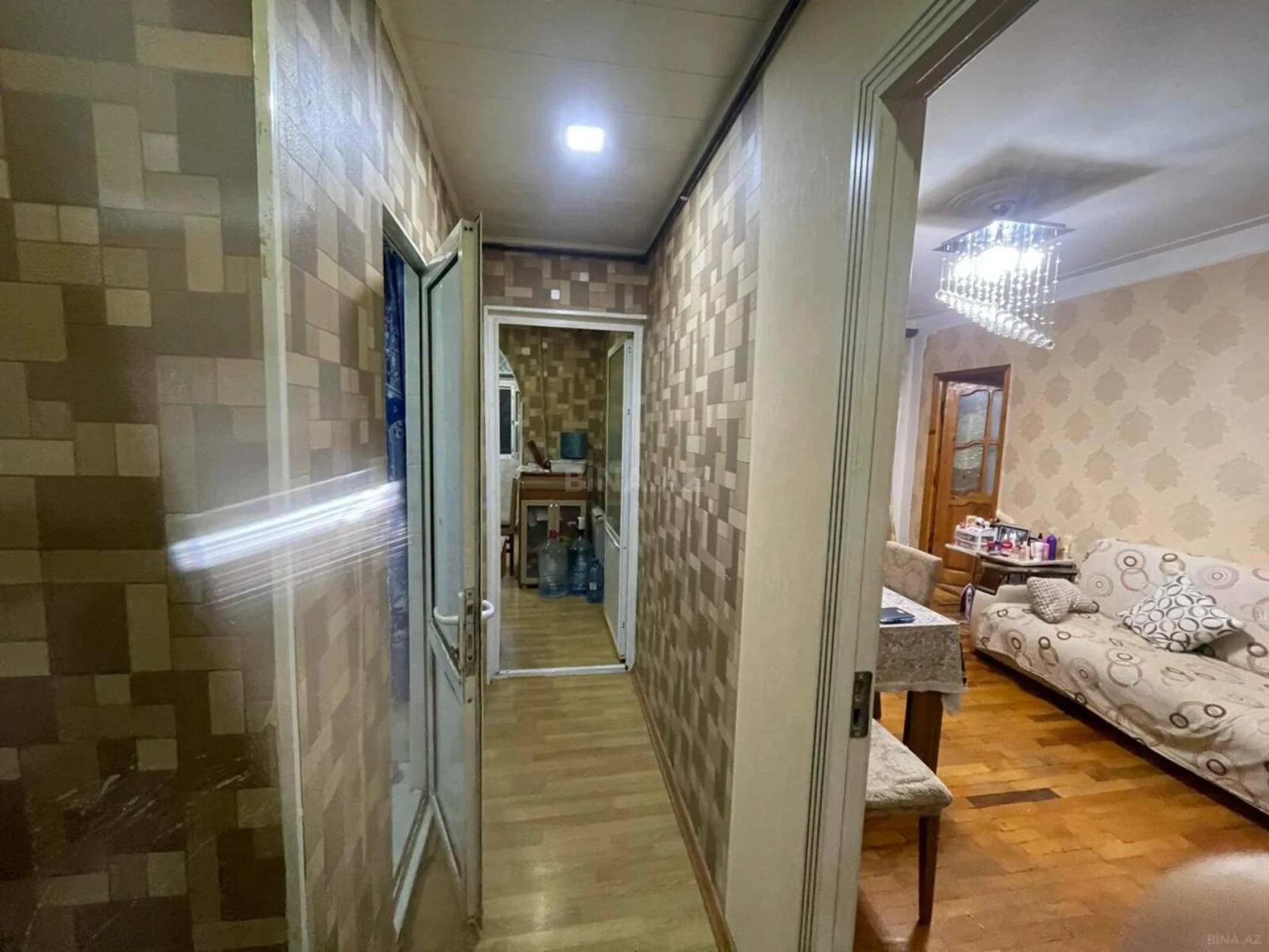 Satılır 2 otaqlı mənzil 42 m²