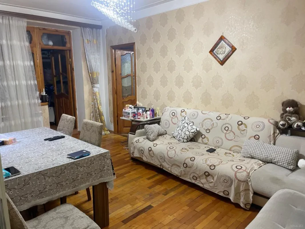 Satılır 2 otaqlı mənzil 42 m²