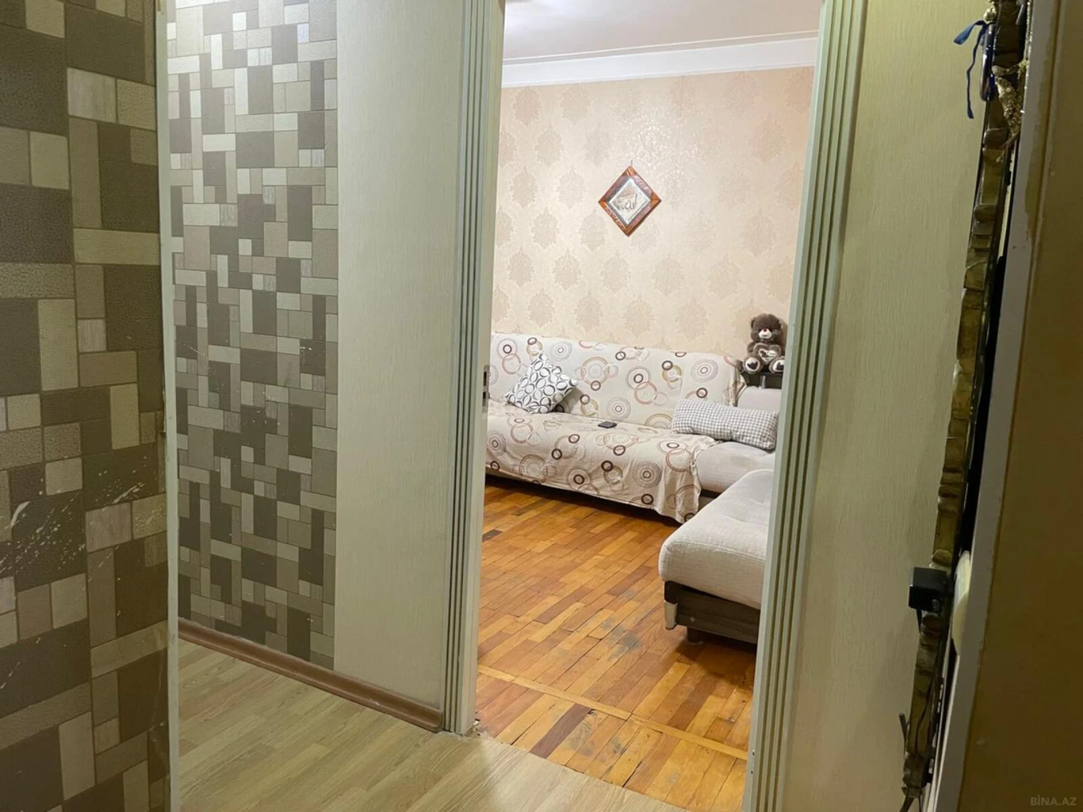 Satılır 2 otaqlı mənzil 42 m²