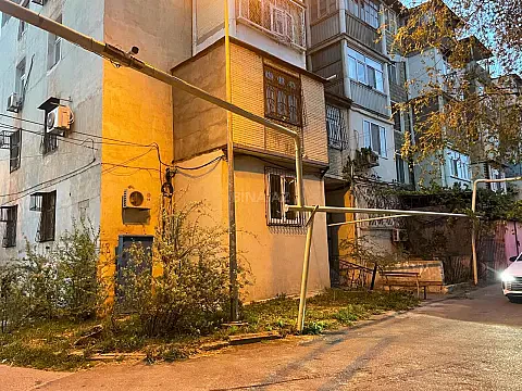 Satılır 2 otaqlı mənzil 42 m² — Bakı 2 otaq 42.00 m²