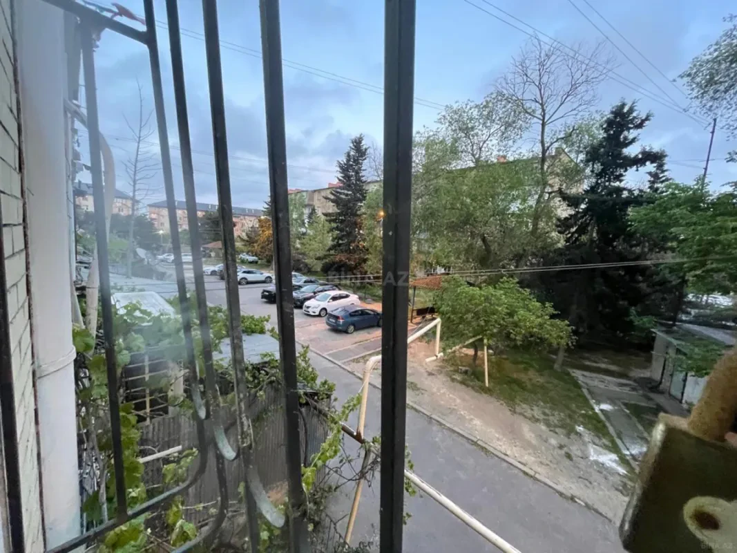 Satılır 2 otaqlı mənzil 42 m²