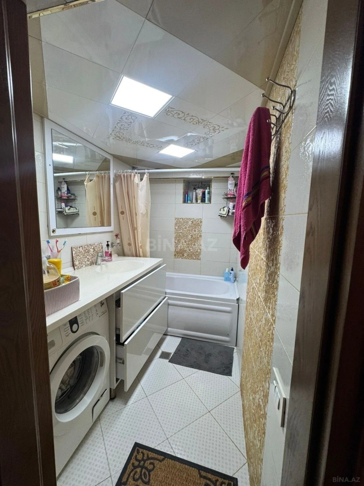 Satılır 3 otaqlı mənzil 90 m²