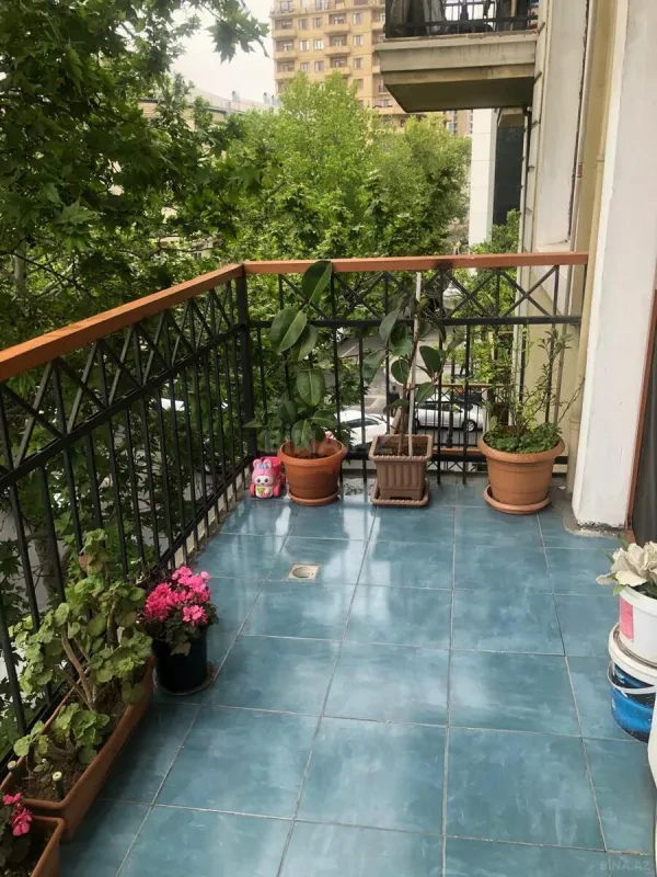 Satılır 3 otaqlı mənzil 90 m²