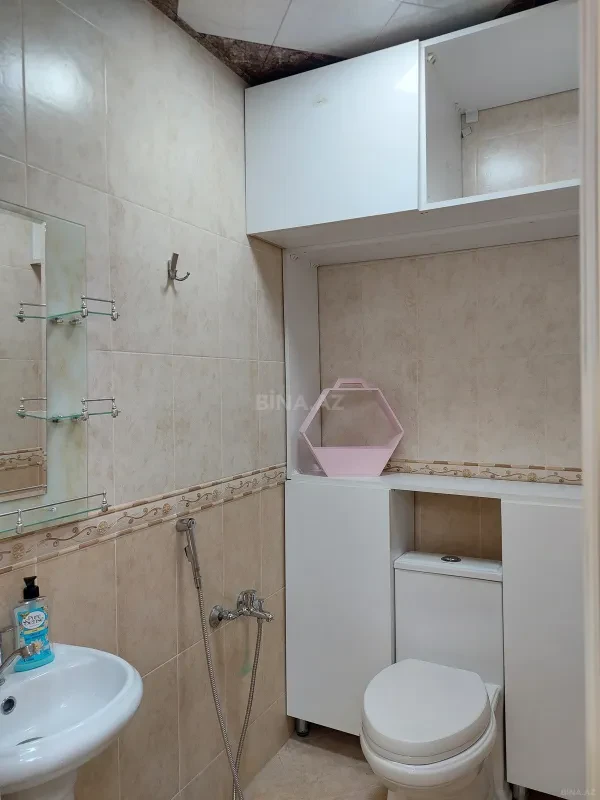 Kirayə verilir 2 otaqlı mənzil 85 m²