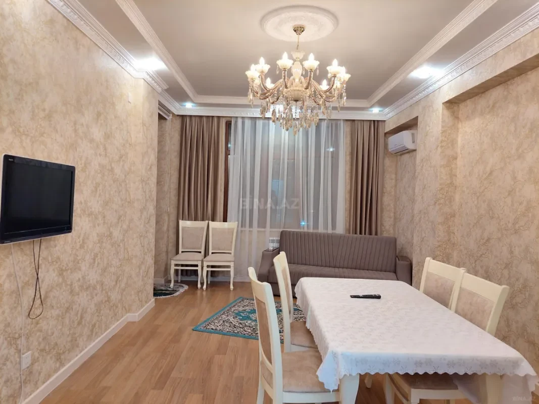Kirayə verilir 2 otaqlı mənzil 85 m²