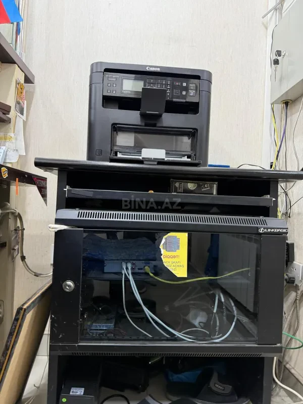 Kirayə verilir 5 otaqlı ofis 200 m²