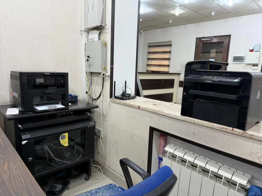 Kirayə verilir 5 otaqlı ofis 200 m²