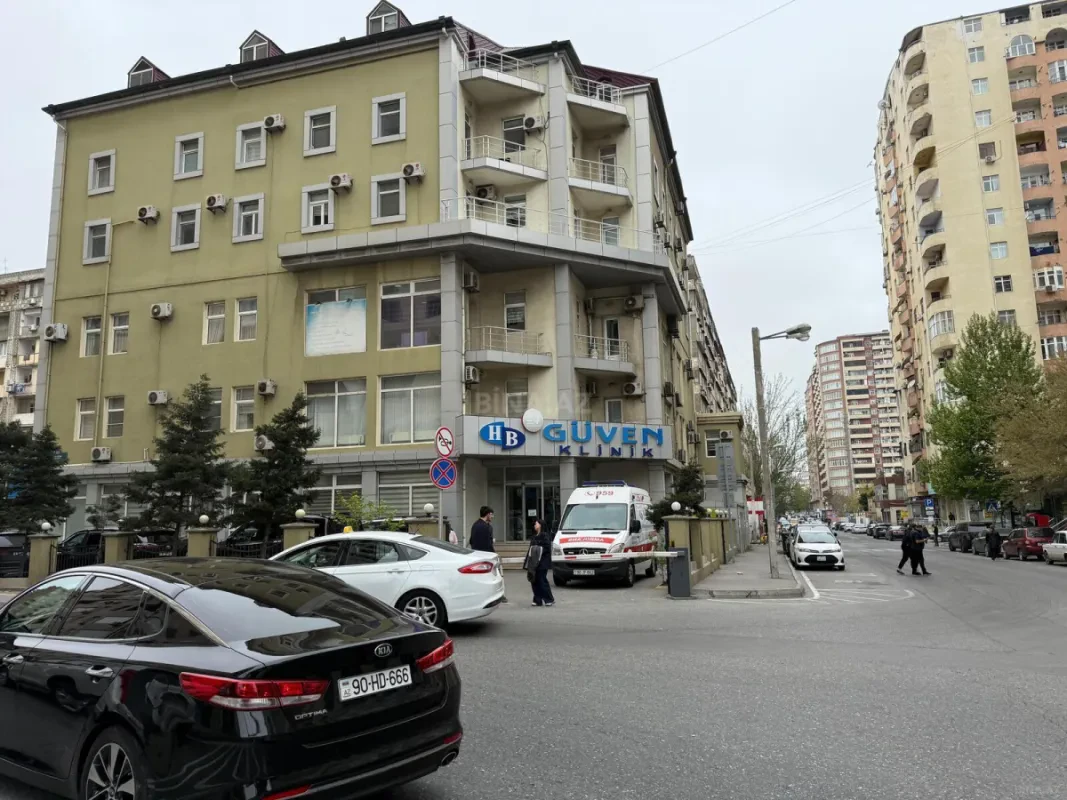 Kirayə verilir 5 otaqlı ofis 200 m²