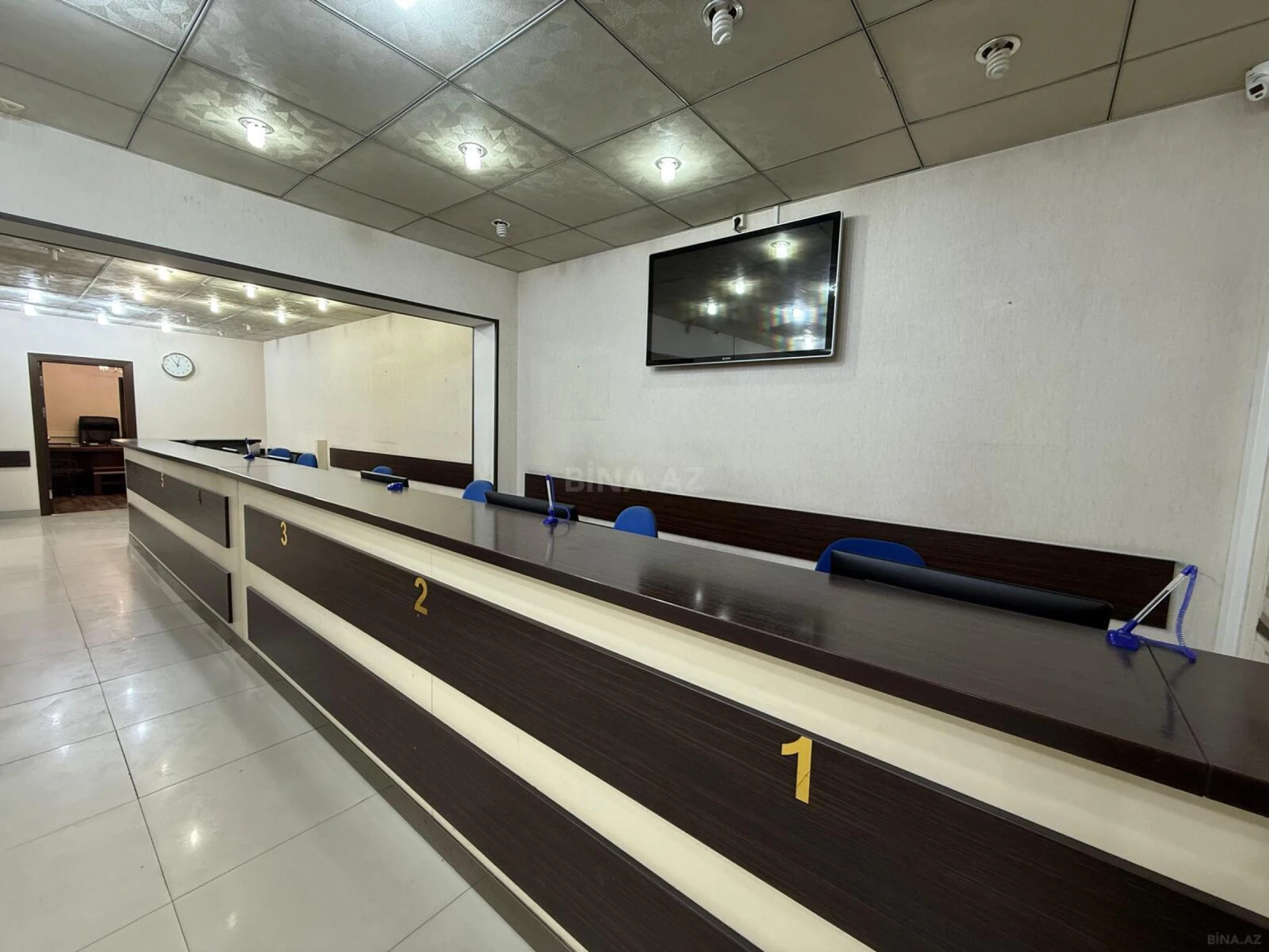 Kirayə verilir 5 otaqlı ofis 200 m²