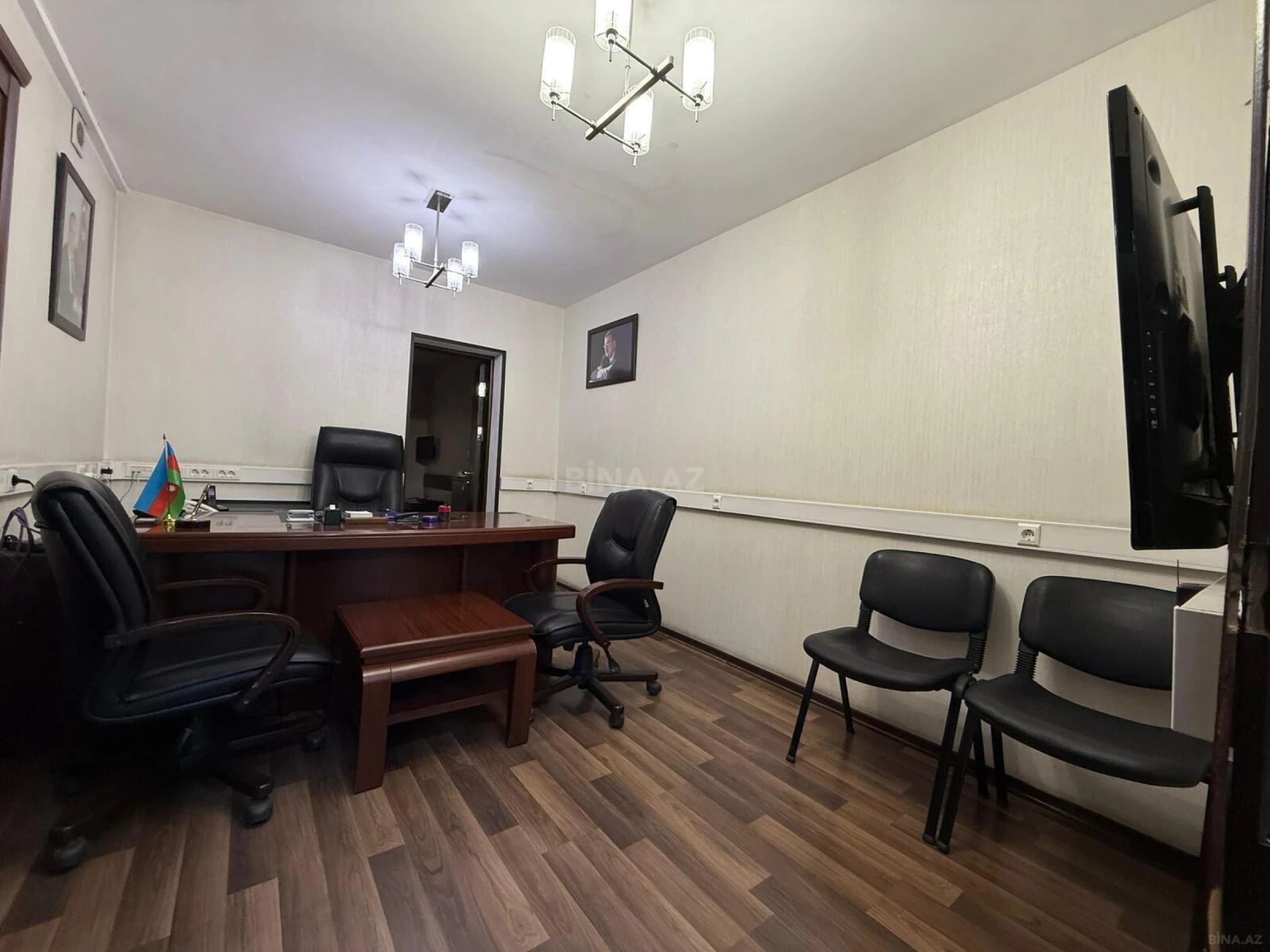 Kirayə verilir 5 otaqlı ofis 200 m²