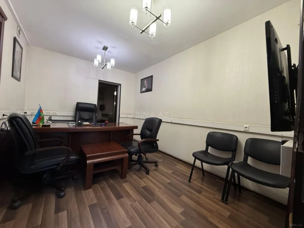 Kirayə verilir 5 otaqlı ofis 200 m²