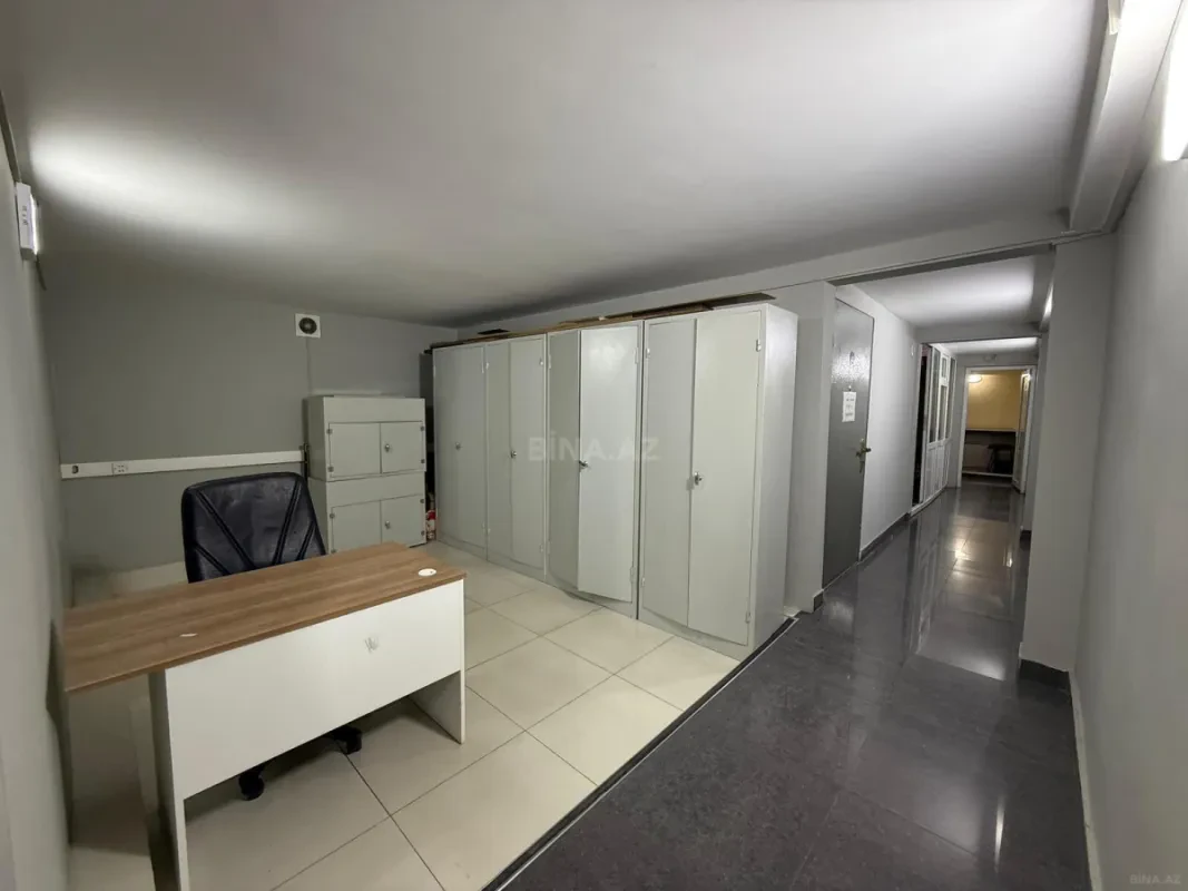Kirayə verilir 5 otaqlı ofis 200 m²