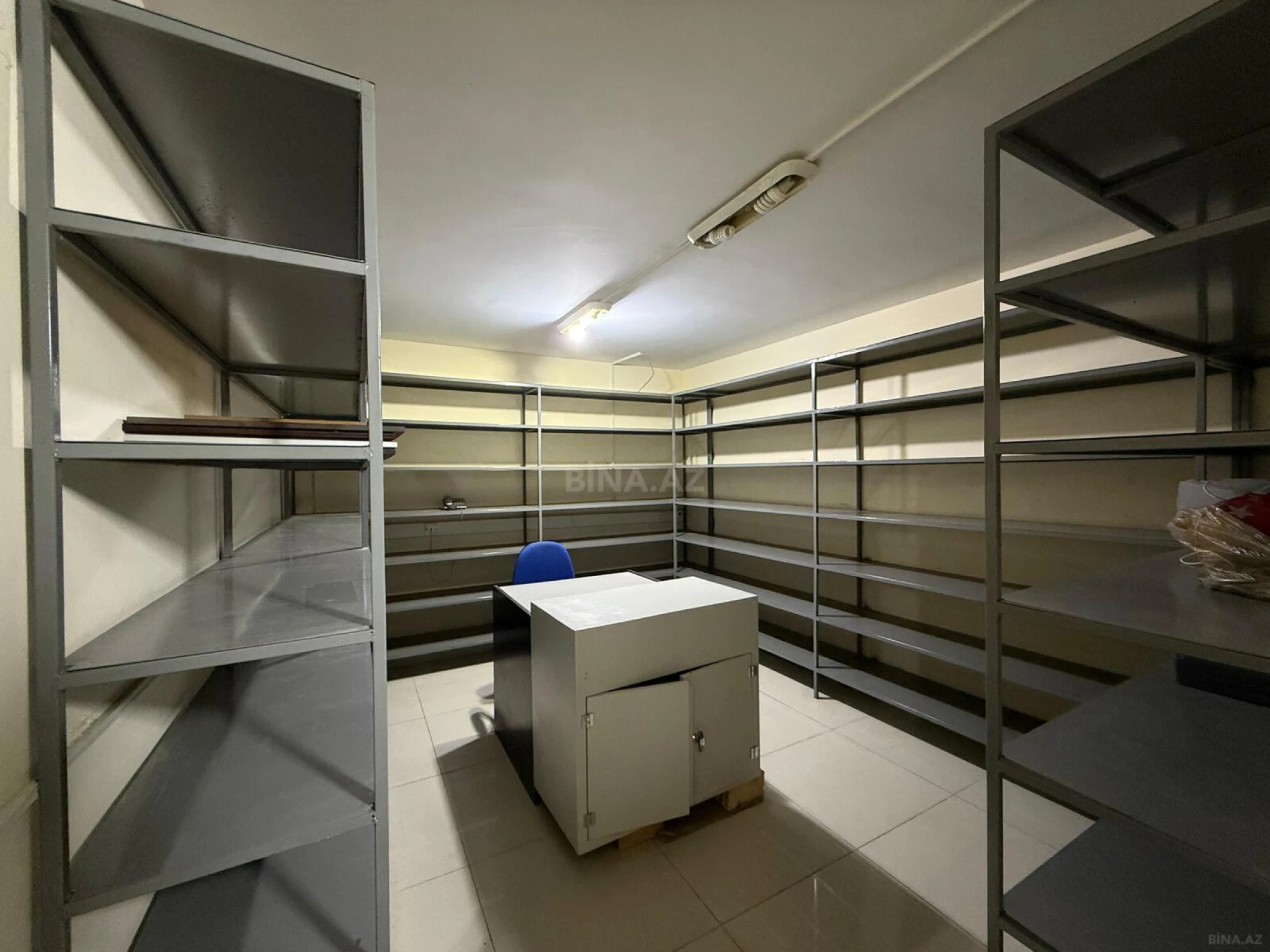 Kirayə verilir 5 otaqlı ofis 200 m²