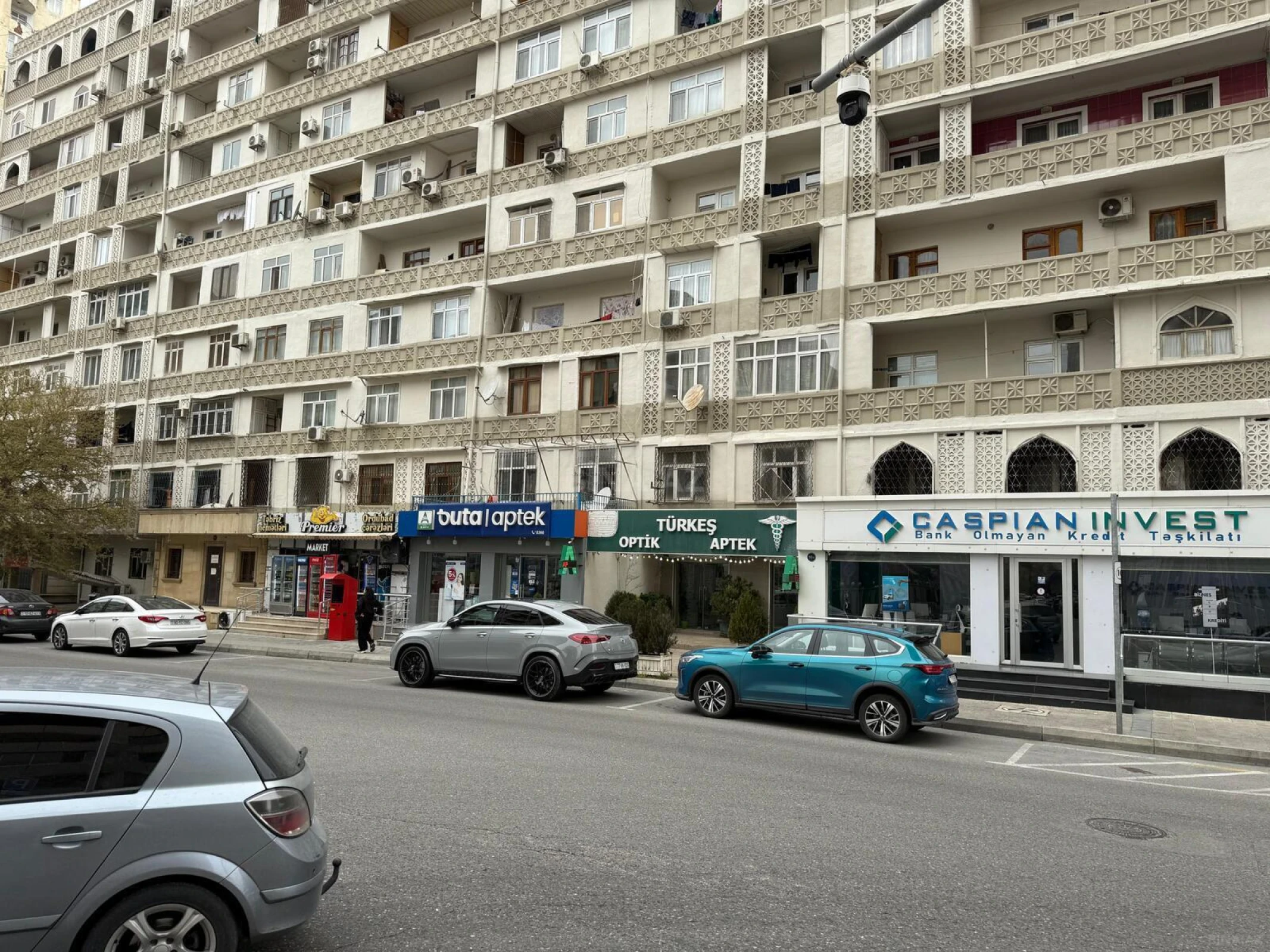 Kirayə verilir 5 otaqlı ofis 200 m²