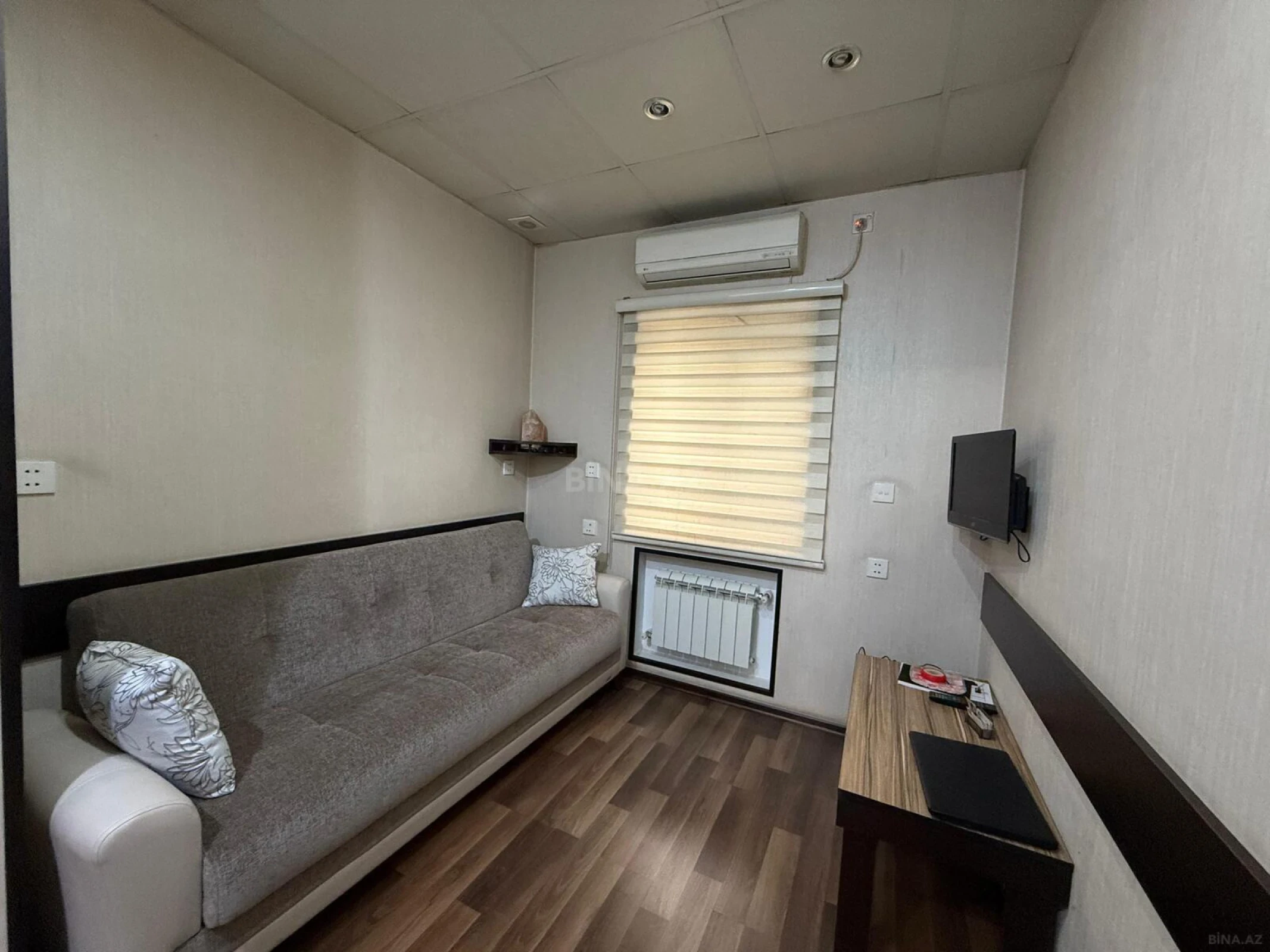 Kirayə verilir 5 otaqlı ofis 200 m²