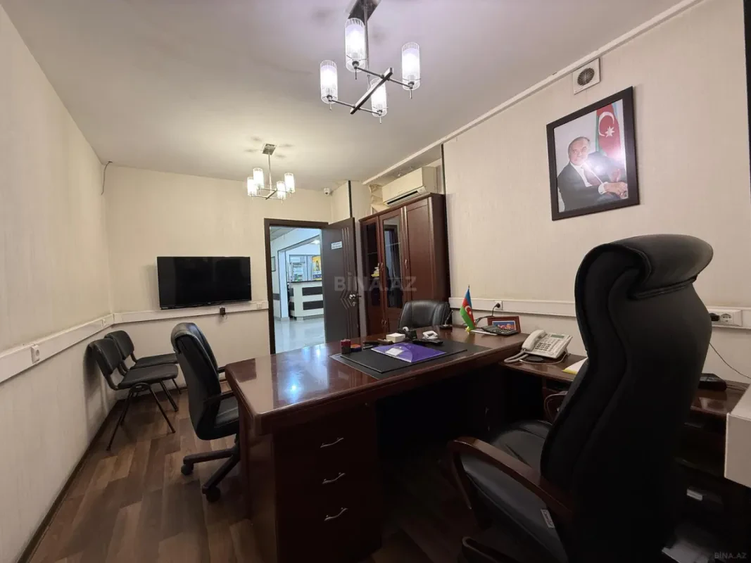 Kirayə verilir 5 otaqlı ofis 200 m²