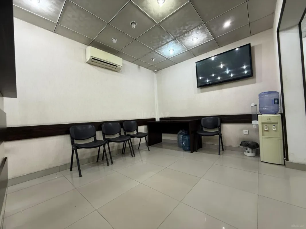 Kirayə verilir 5 otaqlı ofis 200 m²