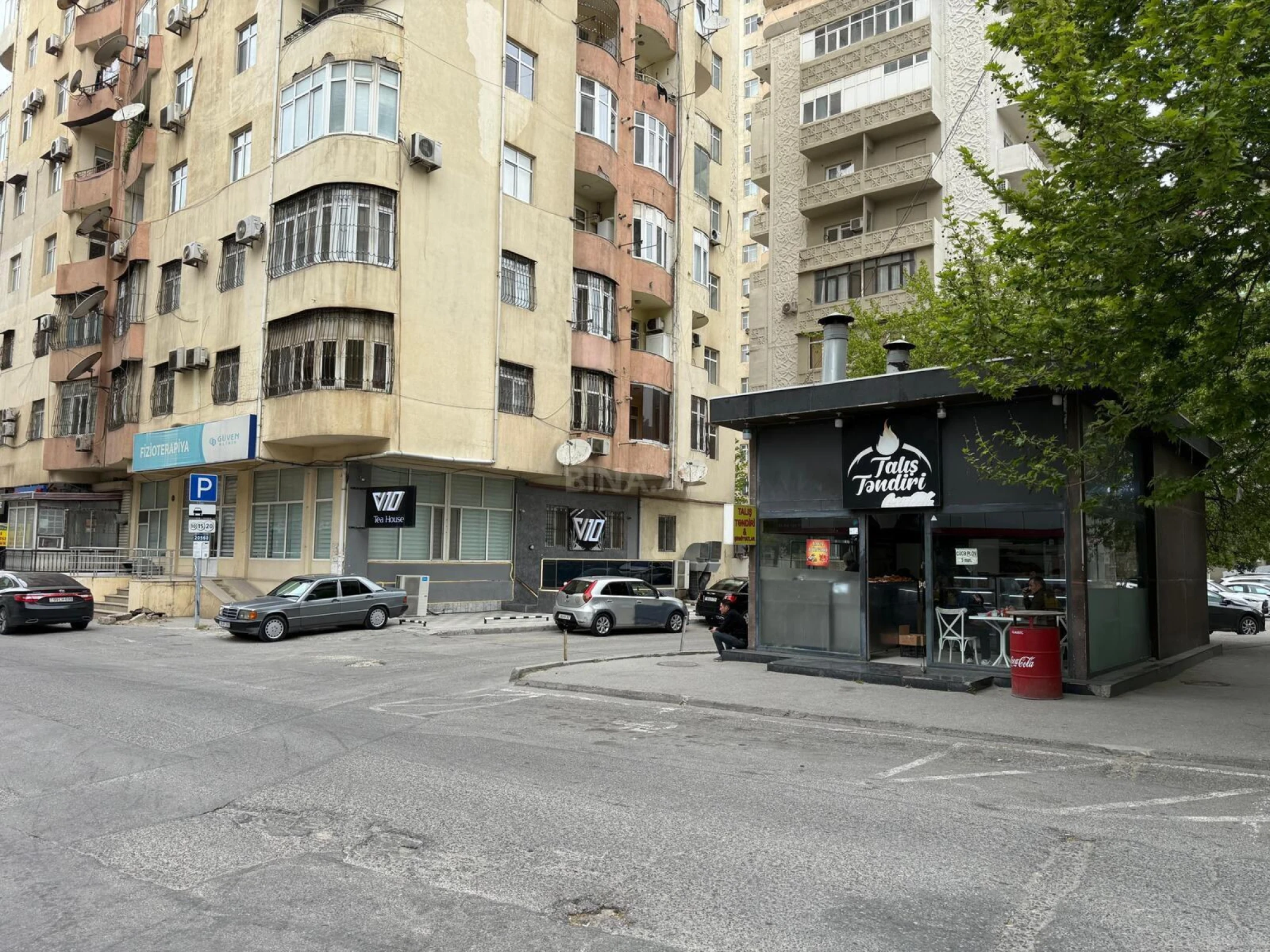 Kirayə verilir 5 otaqlı ofis 200 m²