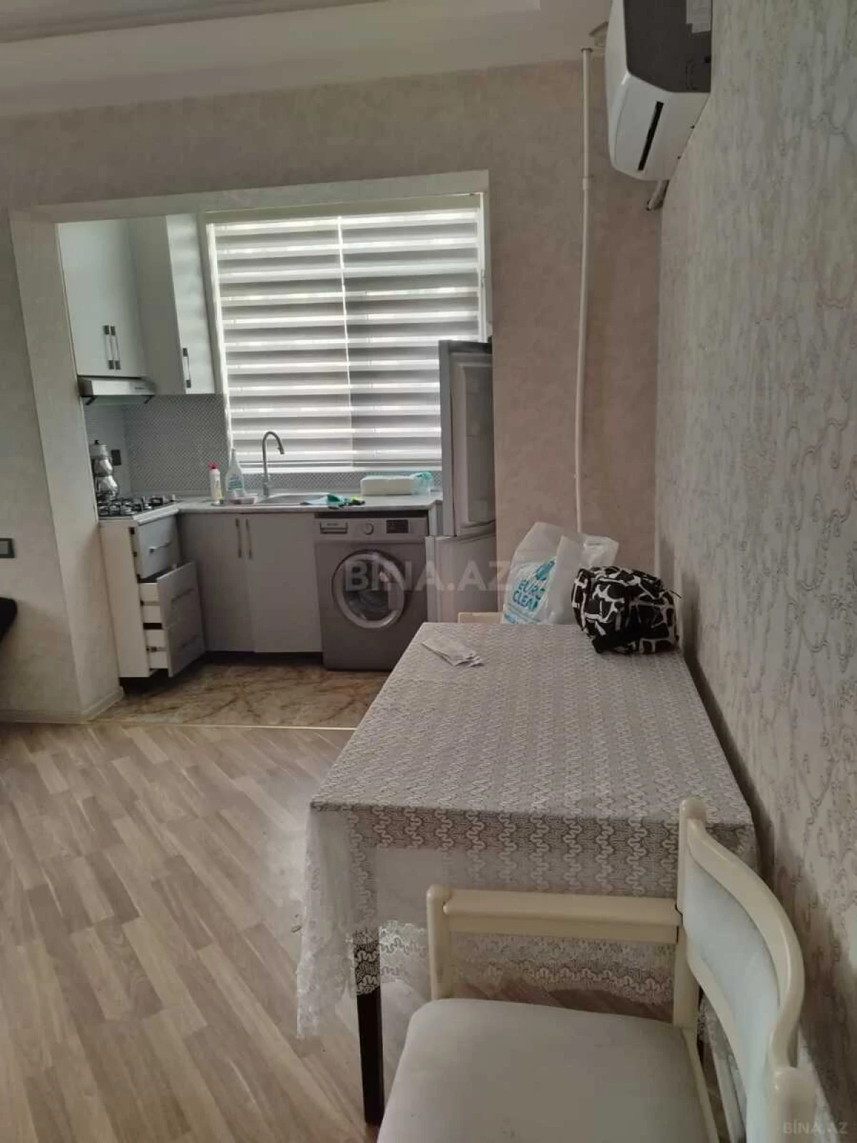 Kirayə verilir 2 otaqlı mənzil 60 m²