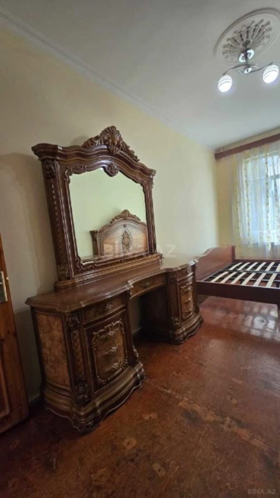 Satılır 3 otaqlı mənzil 55 m²