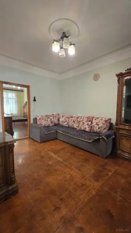 Satılır 3 otaqlı mənzil 55 m²