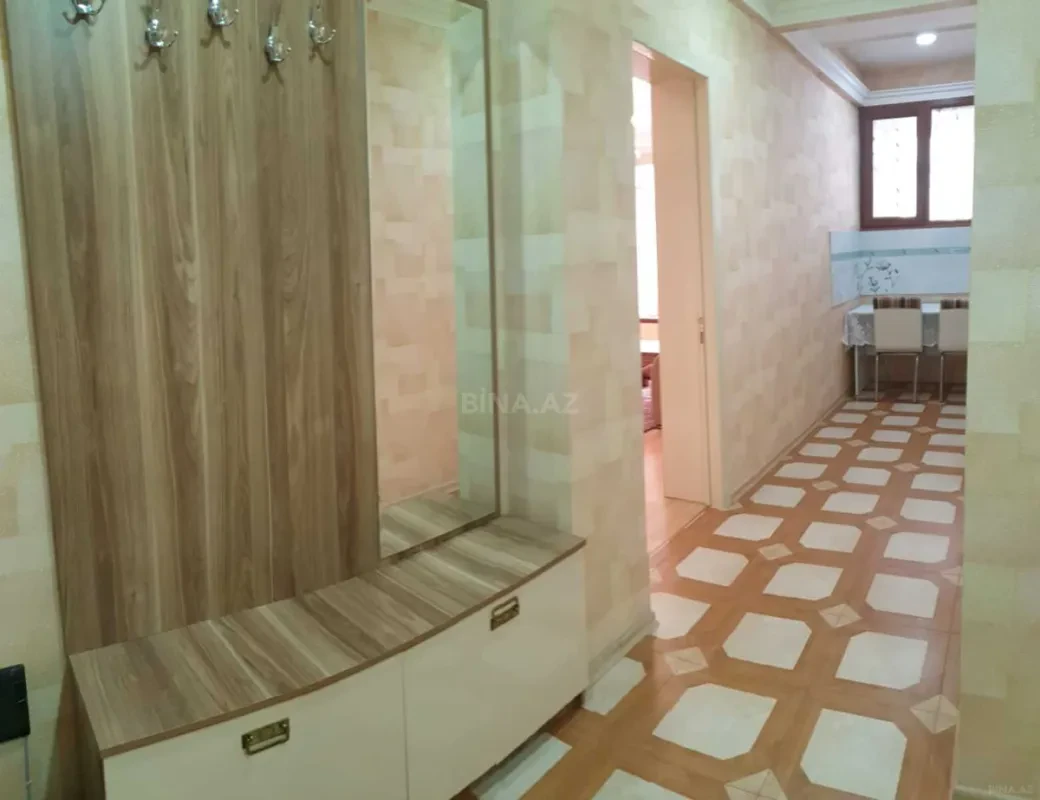 Kirayə verilir 2 otaqlı mənzil 55 m²