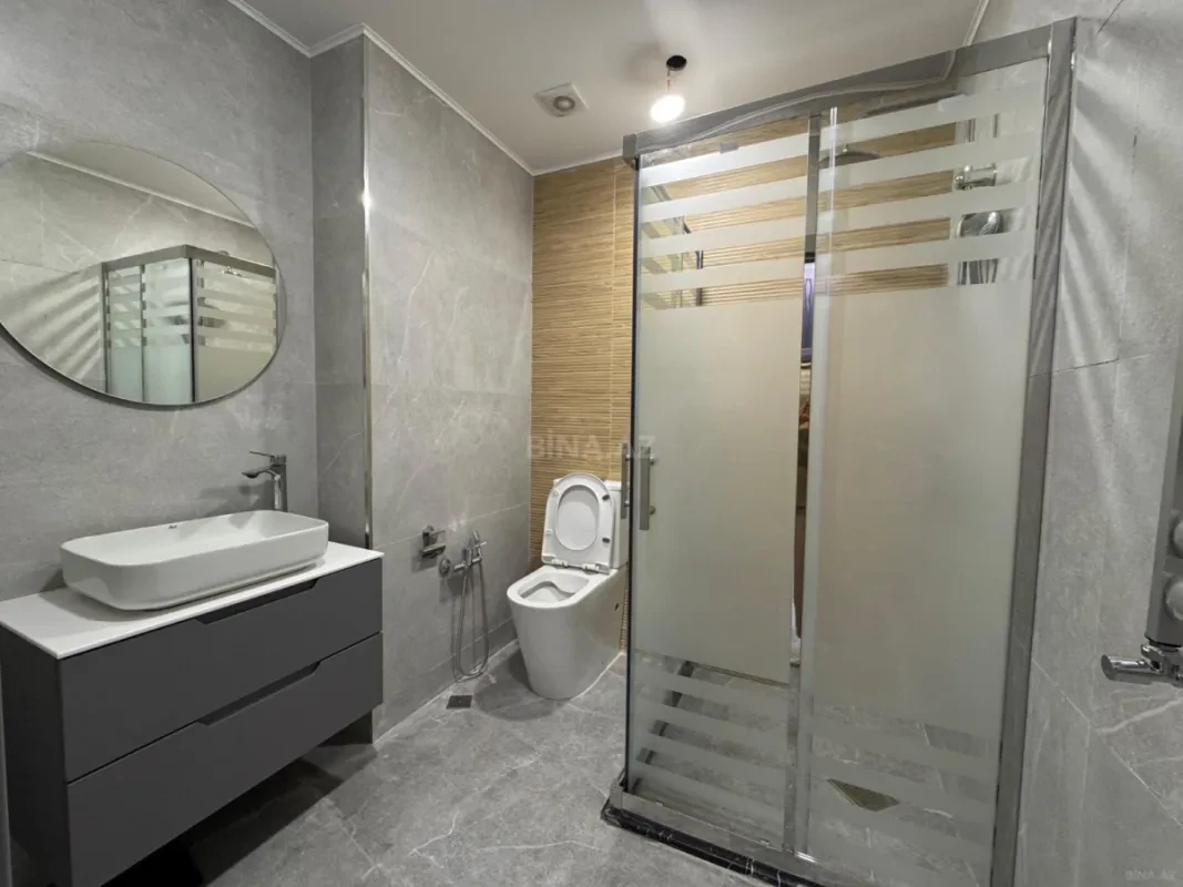 Kirayə verilir 2 otaqlı mənzil 85 m²