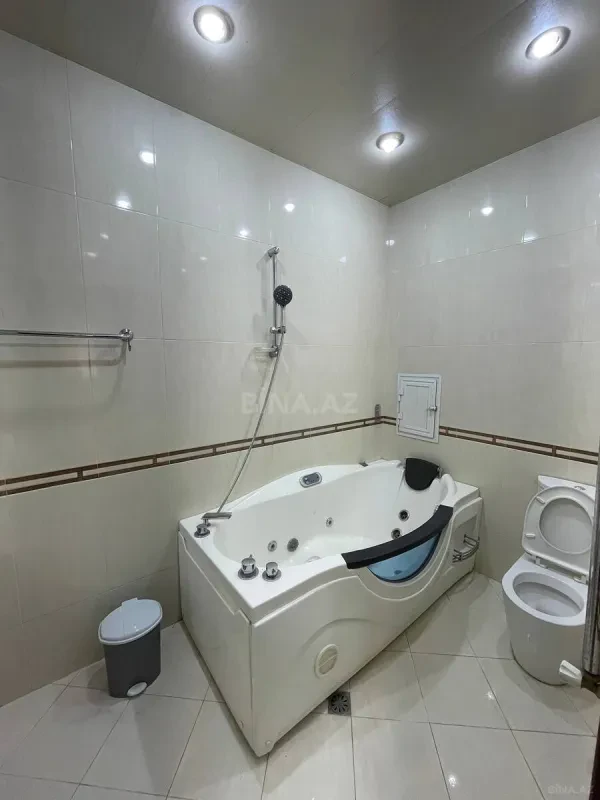 Kirayə verilir 3 otaqlı mənzil 145 m²