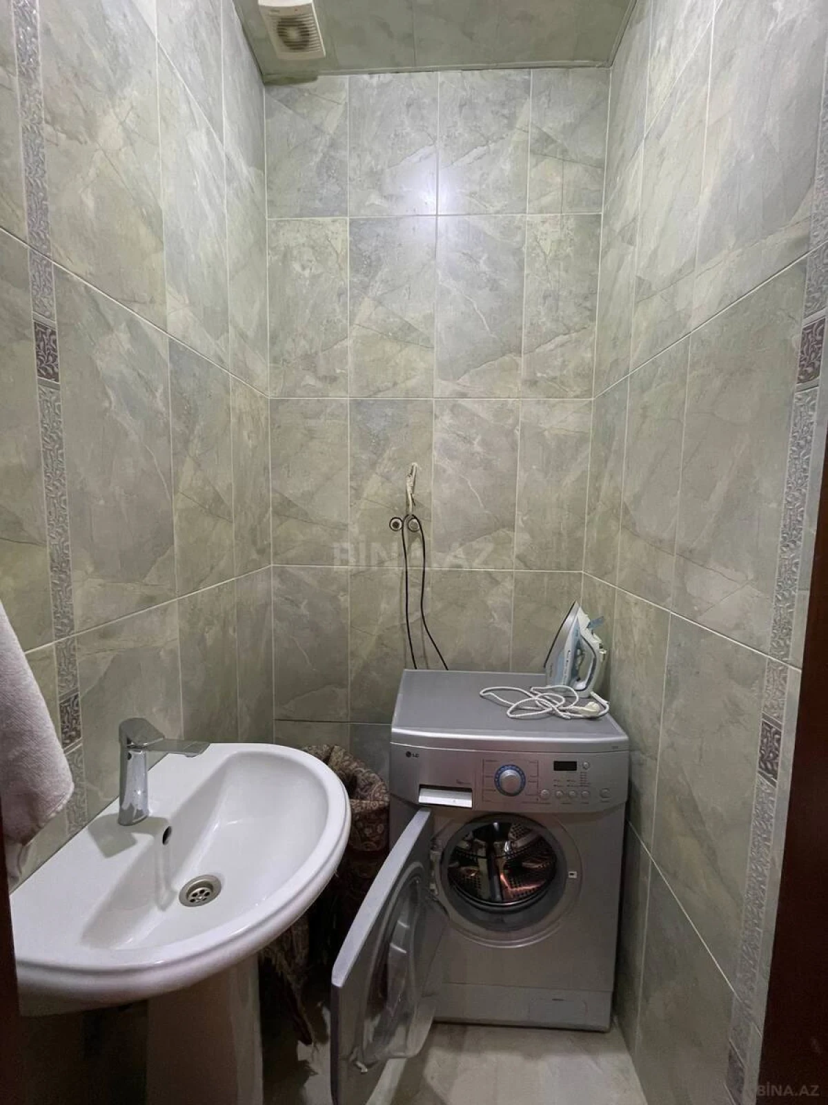 Kirayə verilir 3 otaqlı mənzil 145 m²