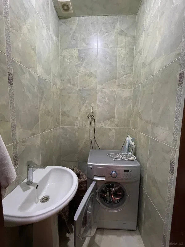 Kirayə verilir 3 otaqlı mənzil 145 m²