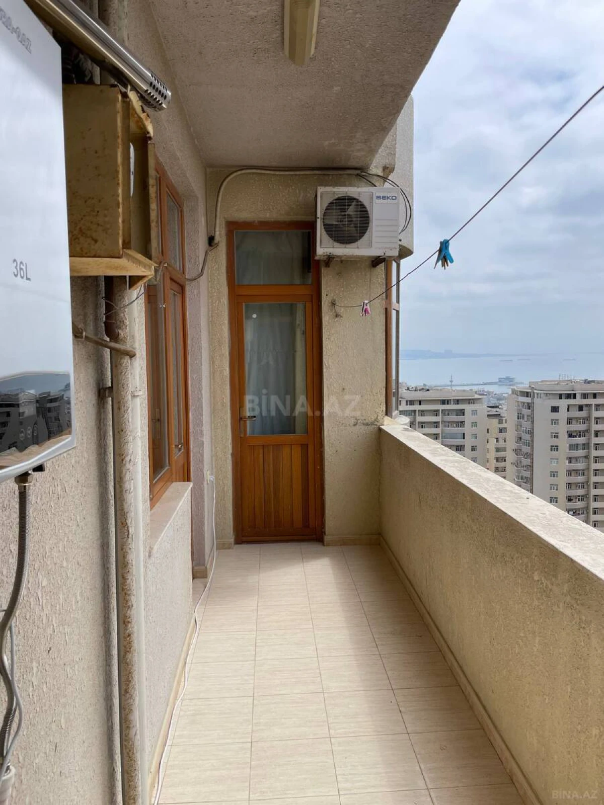 Kirayə verilir 3 otaqlı mənzil 145 m²