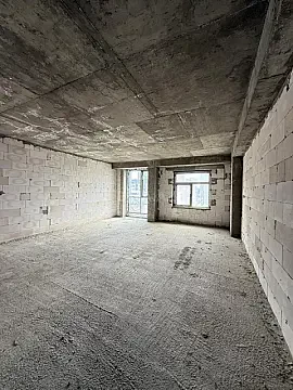 Satılır 4 otaqlı mənzil 220 m²