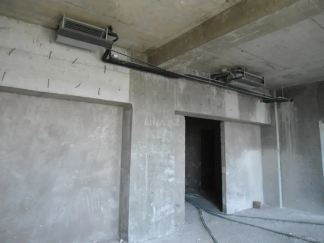 Satılır 2 otaqlı mənzil 97 m²