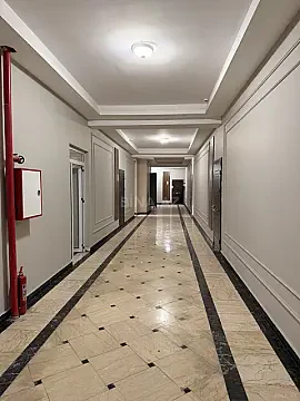 Satılır 2 otaqlı mənzil 103 m²