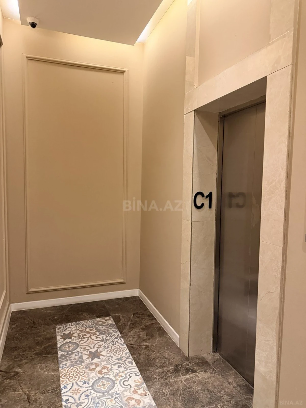 Satılır 2 otaqlı mənzil 103 m²