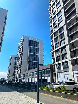 Satılır 2 otaqlı mənzil 79 m²