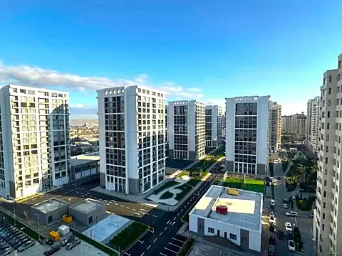Satılır 2 otaqlı mənzil 79 m²
